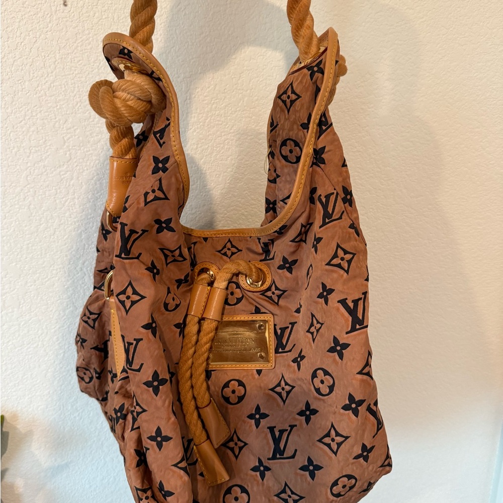 Louis Vuitton Brown Monogram Women's Bag